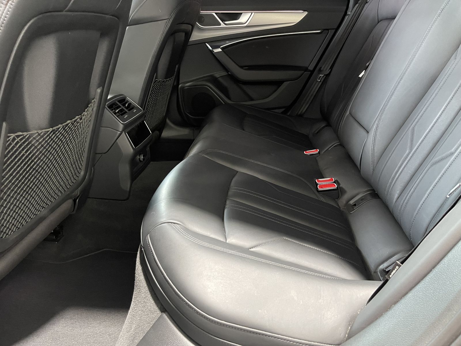 Fahrzeugabbildung Audi A6 40 TDI*Sport*LED*Leder*HUD*AHK*Pano*