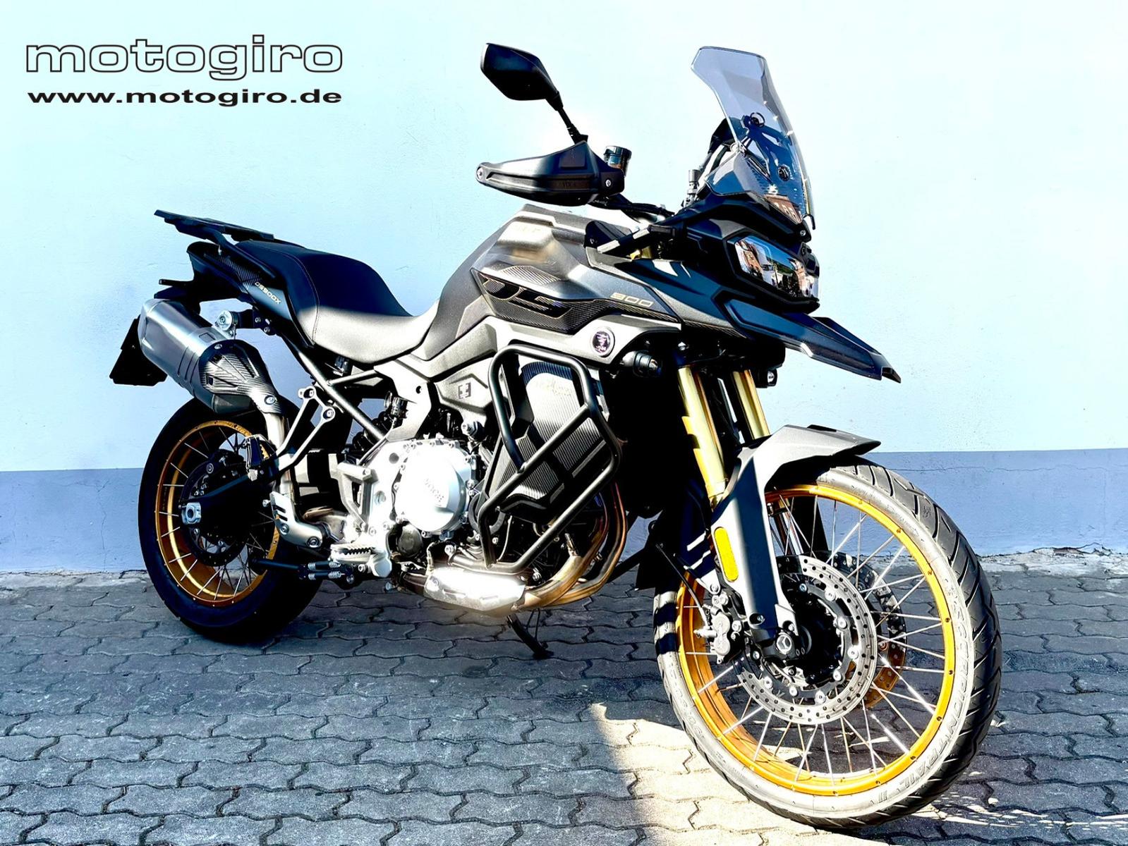 VOGE DS900X black matt