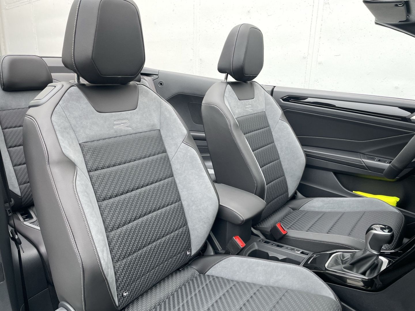 T-Roc Cabriolet R-Line 1.5 TSI DSG Kamera/Navi  