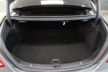 Mercedes E 200 - 11