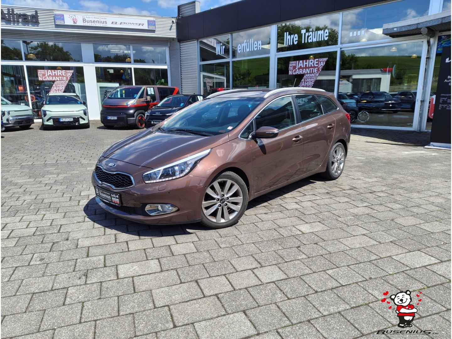 Kia Ceed_sw 1.6 GDI DCT Spirit+Navi+Xenon+Parkassist