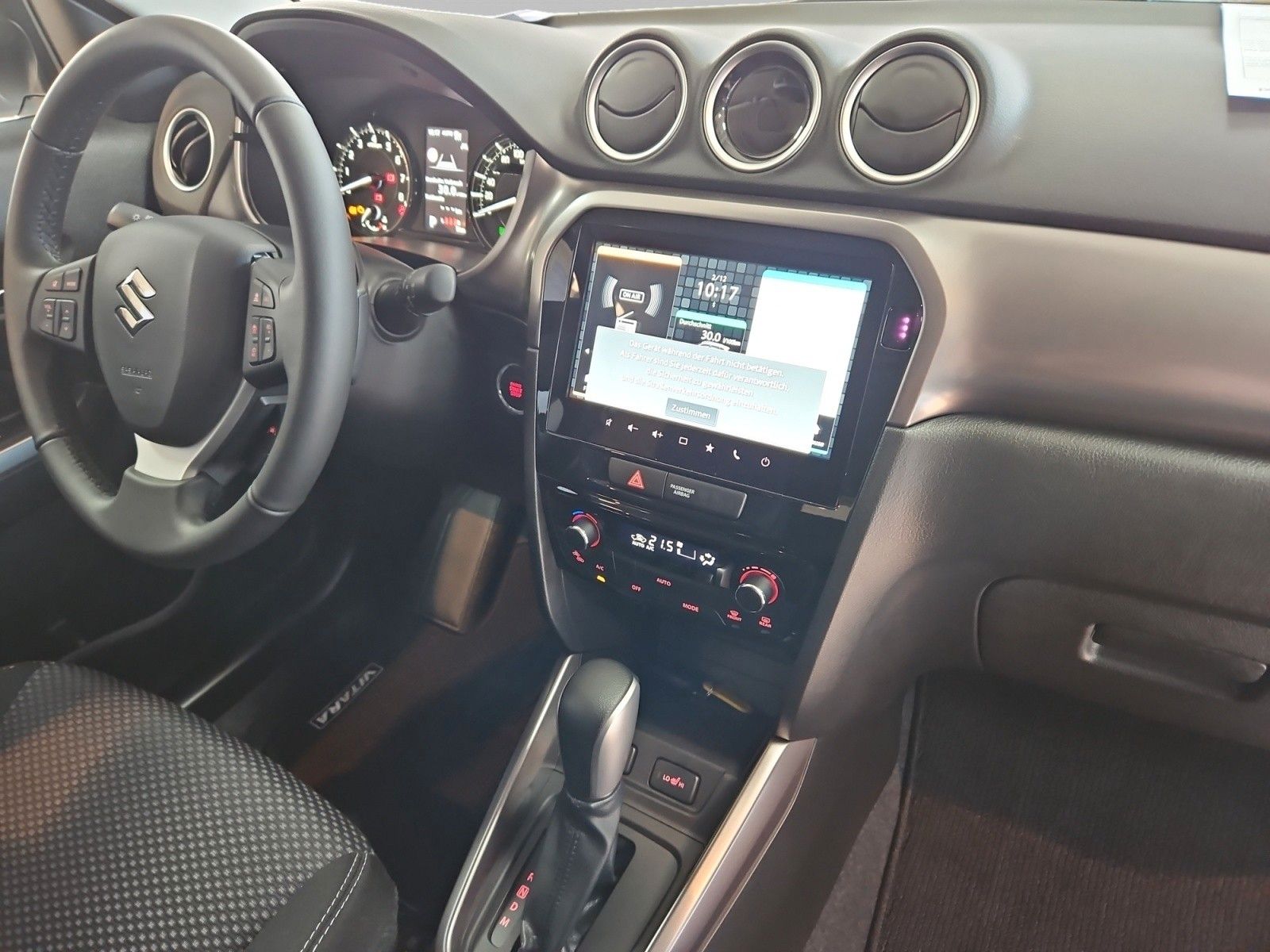 Fahrzeugabbildung Suzuki Vitara Comfort Allrad Automatik