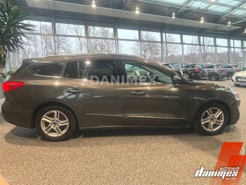 Ford Focus - 4