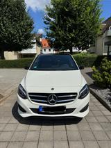 Mercedes-Benz B 200 Urban, Night Paket - Mercedes-Benz B 200 aus 2017