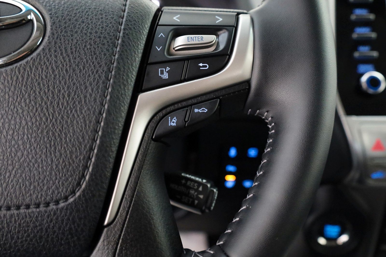 Fahrzeugabbildung Toyota Land Cruiser Comfort,Leder,Navi,4xSH,Sitzlüftung