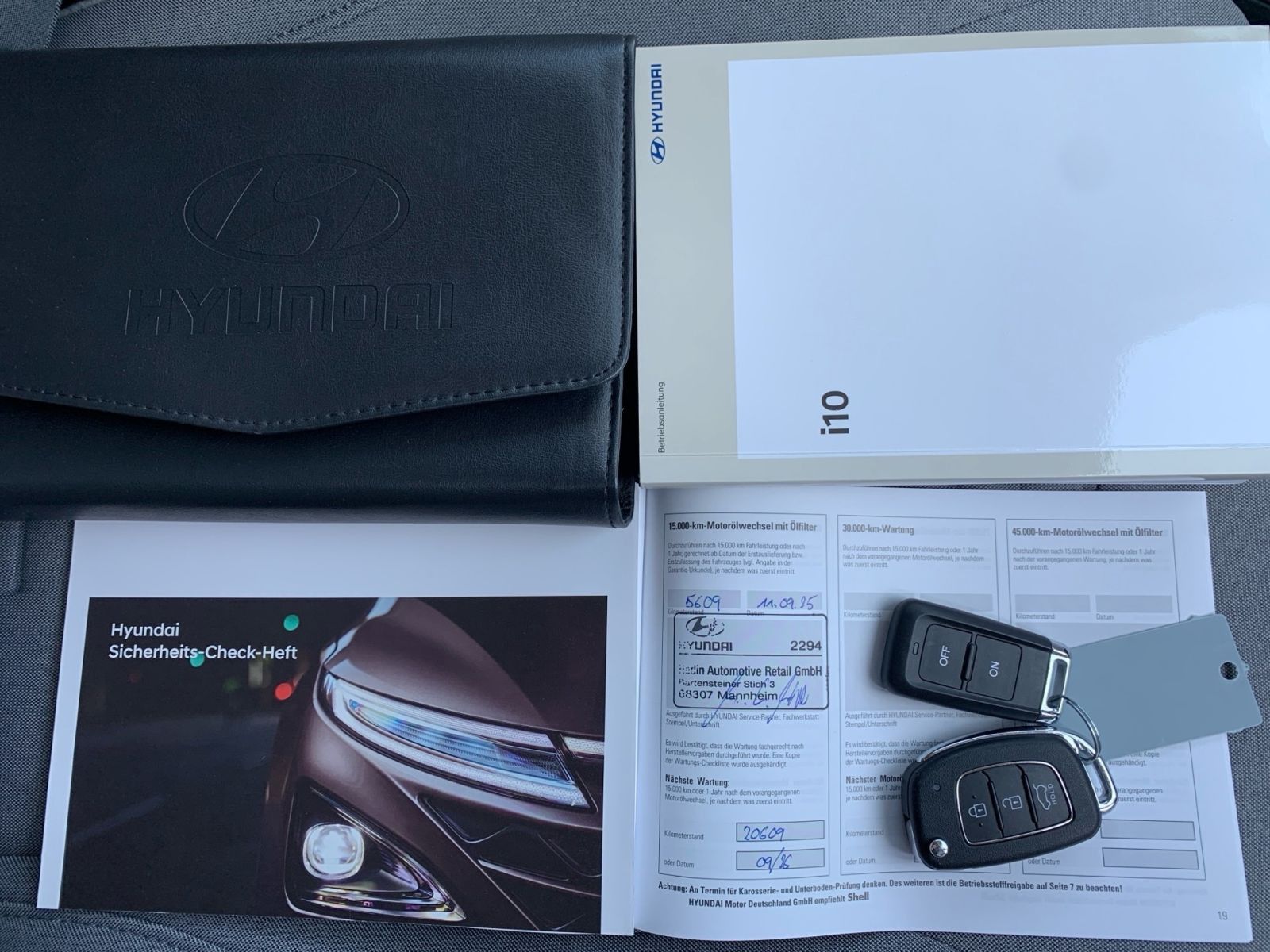 Fahrzeugabbildung Hyundai i10 1.2 Automatik Prime Standheizung