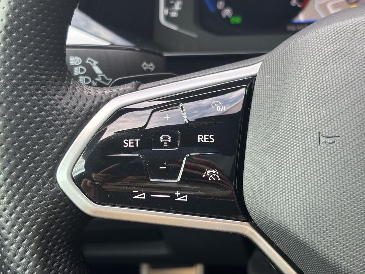 Arteon R-Line 2.0 TDI DSG MATRIX-LED AHK PANO RF