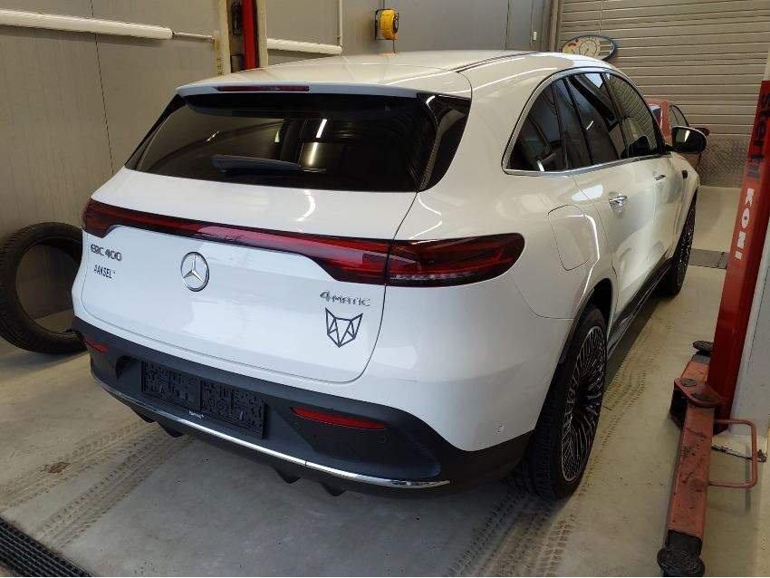 Mercedes-Benz EQC 400 4M AMG 360° Distro MULTIBEAM 21"