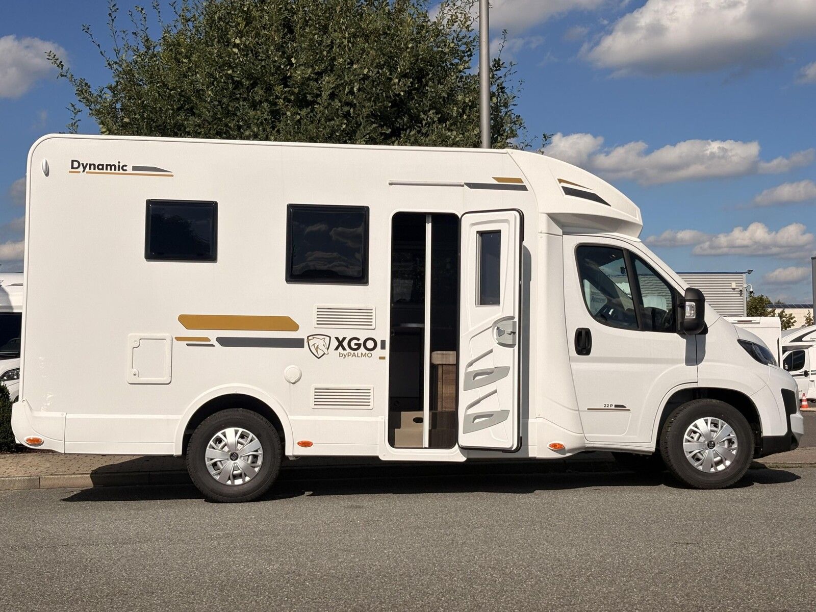 Fahrzeugabbildung XGO Dynamic 22P