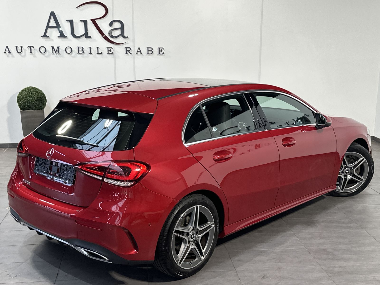 Fahrzeugabbildung Mercedes-Benz A 200 AMG-Line NAV+LED+PANO+KAMERA+18ZOLL+1HAND