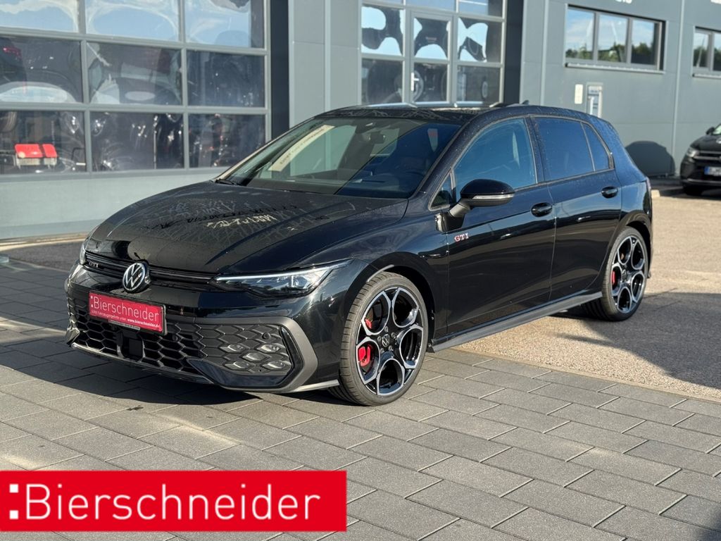 Golf GTI 8 2.0 TSI DSG IQ.LIGHT NAVI PANORAMA AC