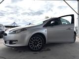 Fiat Bravo 1.6 MJT 120 CV DPF Dynamic - silberne Fiat Bravo