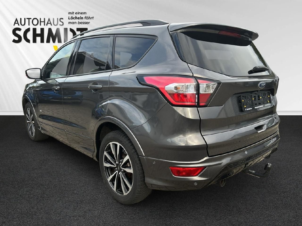 Fahrzeugabbildung Ford Kuga ST-Line, AHK