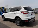 Ford Kuga Titanium 4X4 Allrad Navi Leder LEDs Kamera - Ford Kuga Titanium mit Diesel-Antrieb