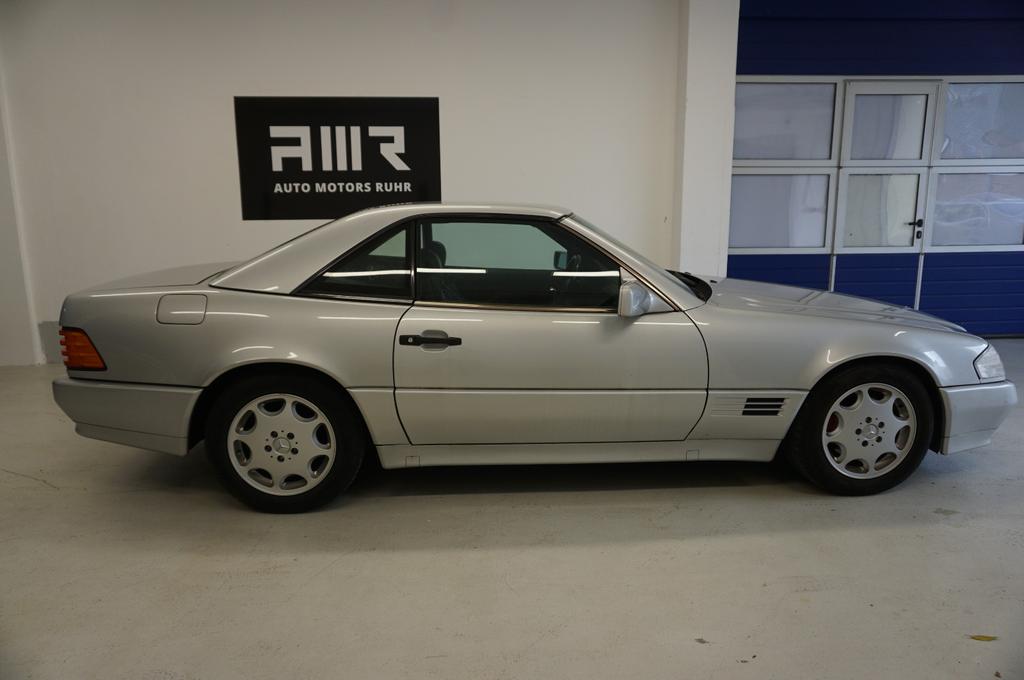 Mercedes-Benz SL 300