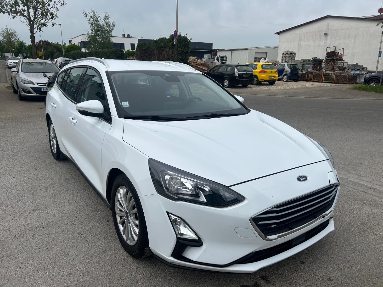 Ford Focus Turnier Titanium