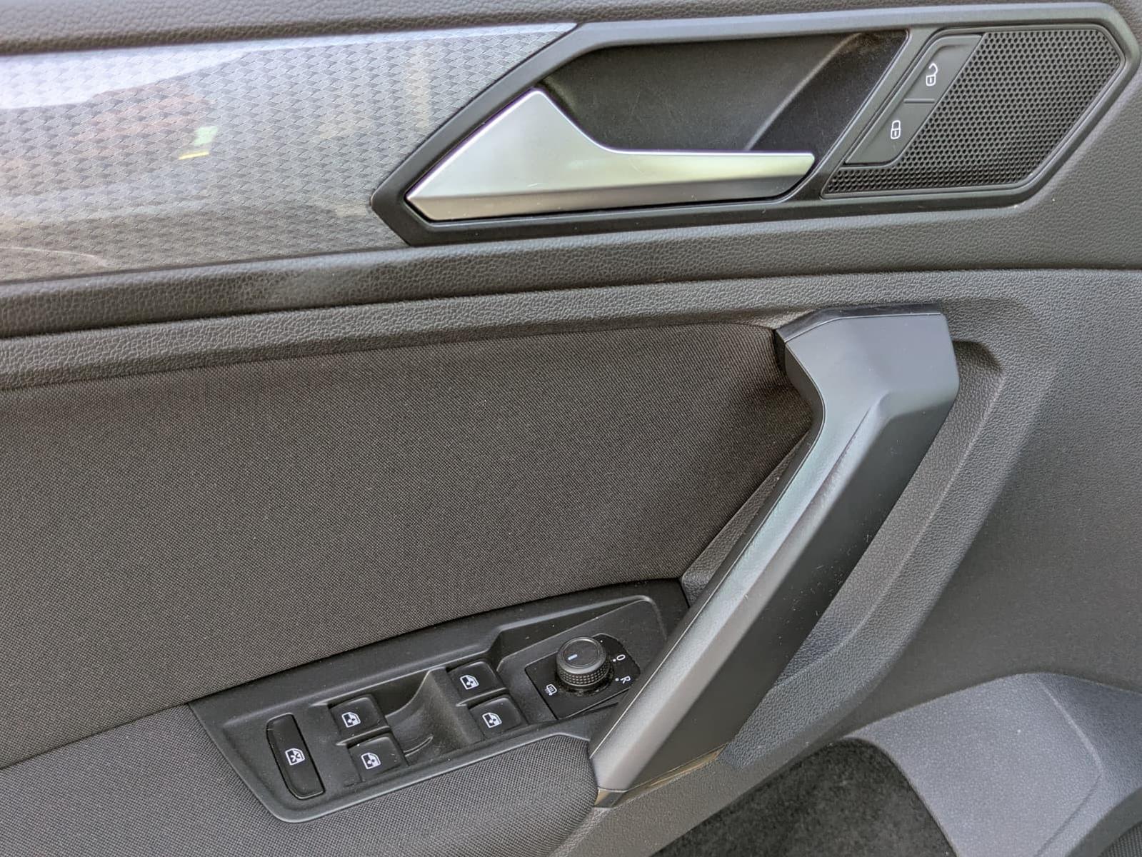 Volkswagen Tiguan 2.0 TDI Life LED*AHK*ACC*SHZ*NAVI*APP, миниатюра 29