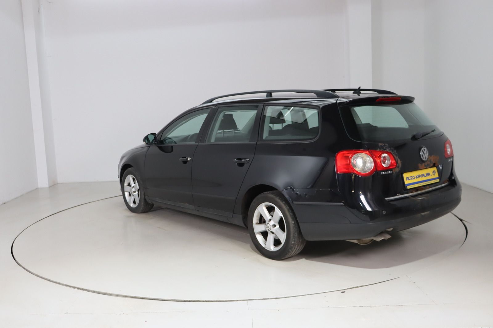 Fahrzeugabbildung Volkswagen Passat Variant 2.0 TDI DPF Trendline