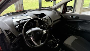 Fotografie des Ford ECOSPORT 1.0 EcoBoost TREND