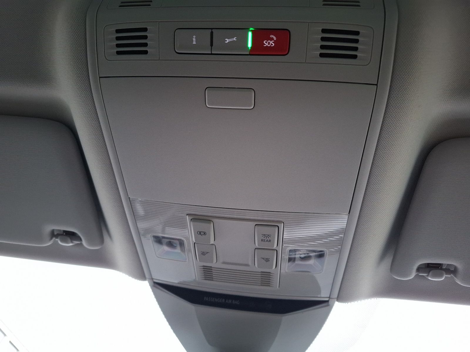 Fahrzeugabbildung Volkswagen Passat Variant TDI Business Matrix Navi ACC RFK