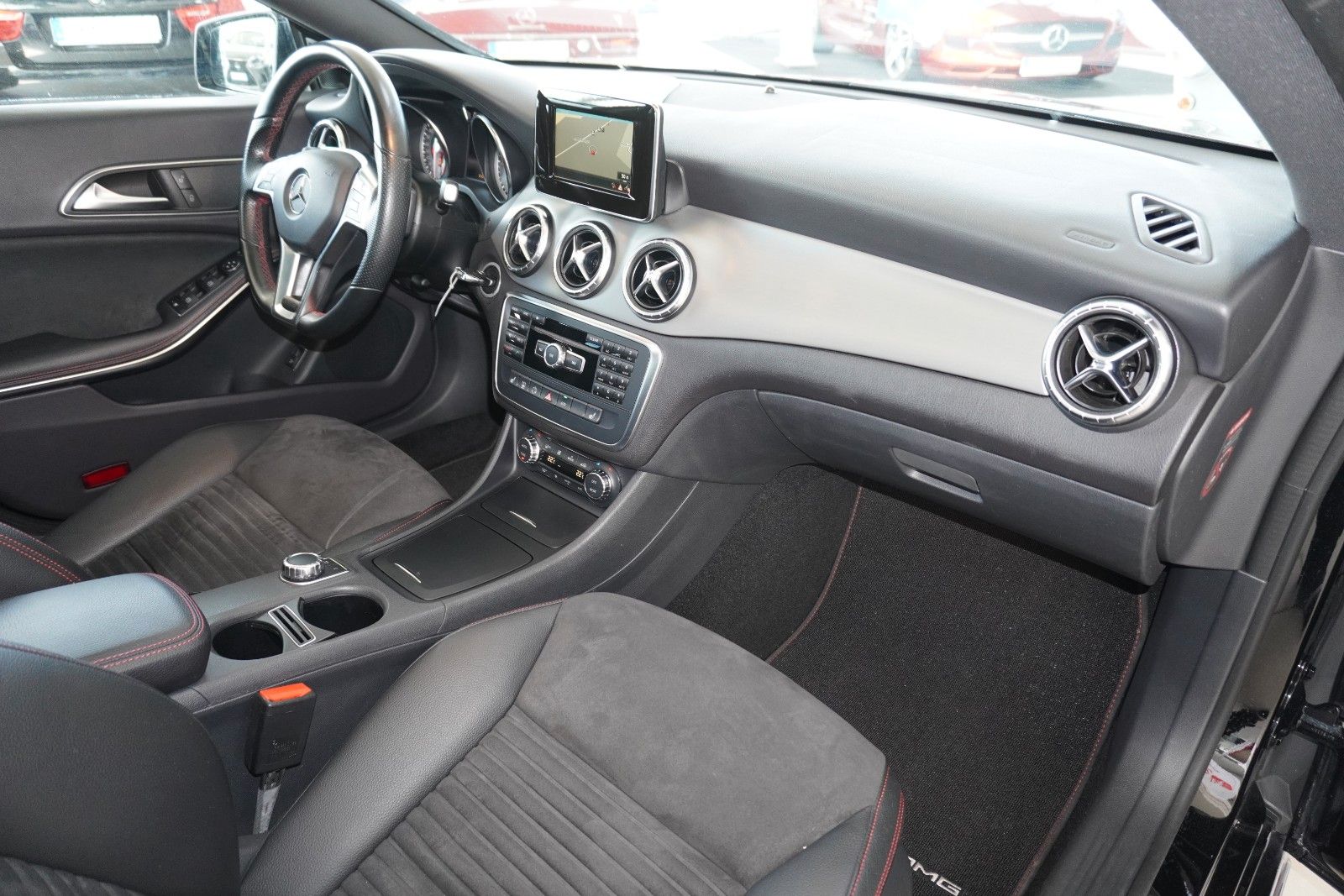 Mercedes-Benz CLA 220 CDI AMG Line  Pano Xenon Standhzg. foto 20