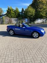 Mercedes-Benz SLK 320 - Scheckheft, Xenon, Leder - Mercedes-Benz SLK 320 in Hamburg