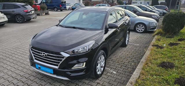 Hyundai Tucson*1.6*CRDi*2WD*Aut.*DAB*Kamera*Navi*Assist*