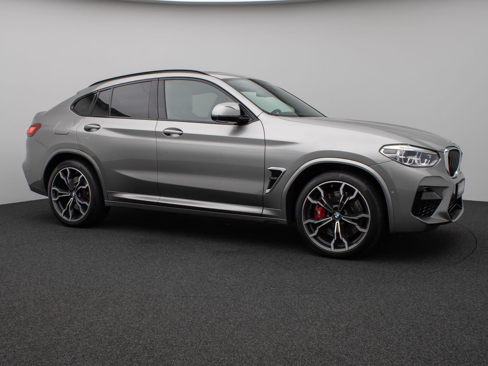 Fahrzeugabbildung BMW X4 M Panorama 360°HUD H/K TV DispKey