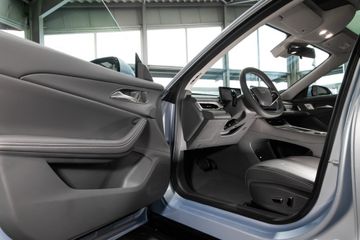 Bild 12 DFSK Andere Forthing 7 REEV Pano, Klima 360-Cam