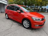 Volkswagen Touran Highline NAVI-LED-EUR6-SHZ-TEMPO-TÜV-NEU - VW Touran Gebrauchtwagen in München