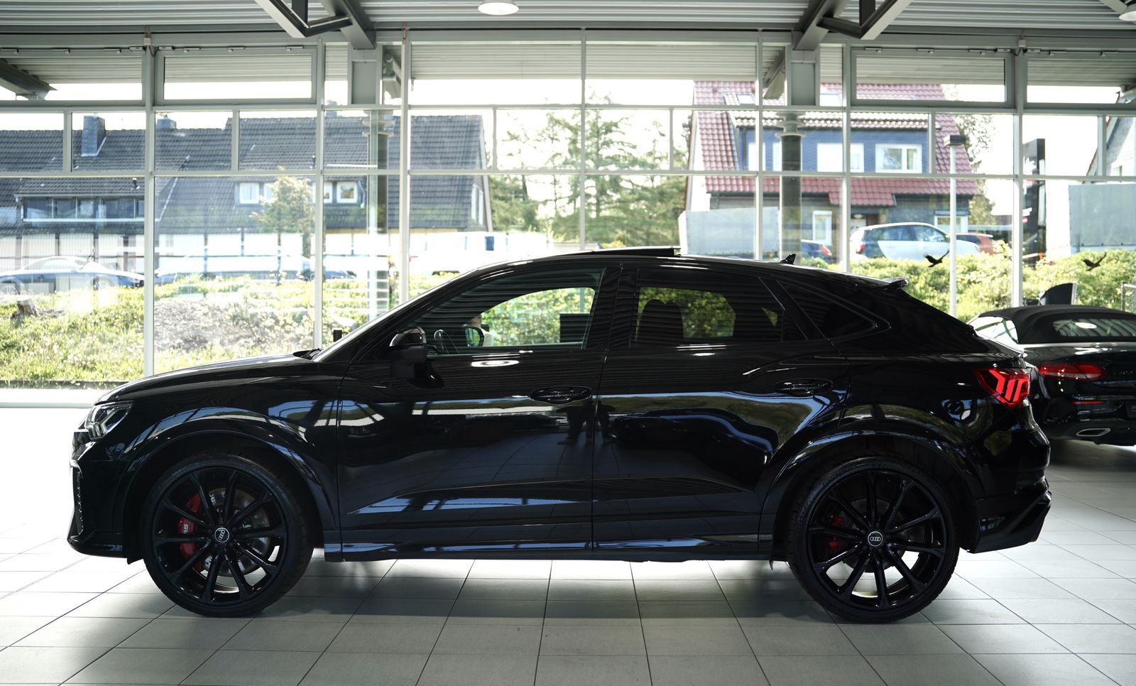 Audi Rsq3