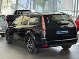 Ford Focus Turnier Black Magic 1.8 TÜV NEU - Ford Focus mit Benzin-Antrieb: Kombi, 1.8