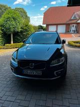 Volvo XC70 D5 AWD Momentum Geartronic Momentum - Volvo XC70 von privat