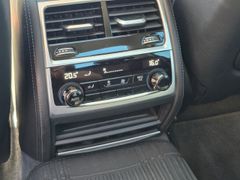 Fahrzeugabbildung 730 d xDrive Lim Laserlicht HUD AD StandHZG Navi