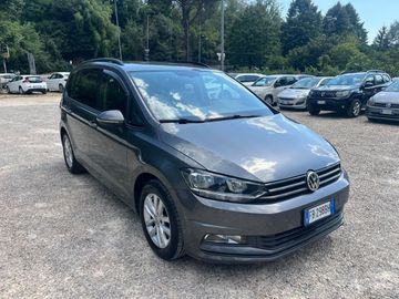 Volkswagen Touran - 3
