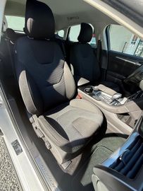 Ford Mondeo - 8