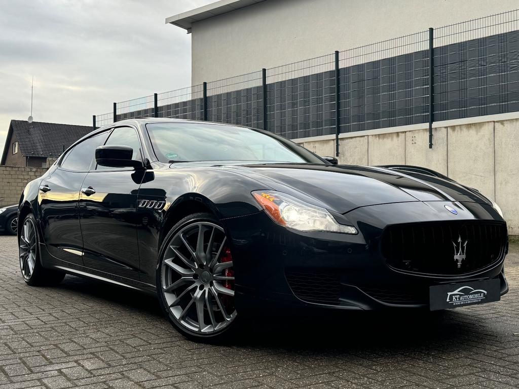 Maserati Quattroporte