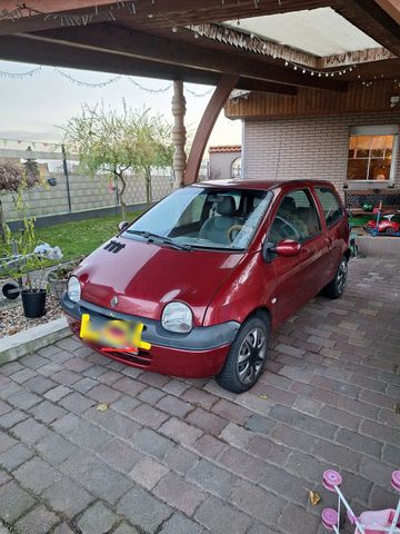 Renault Twingo C06 TÜV fast neu