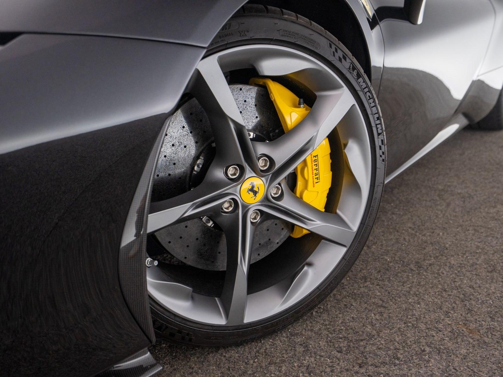 Ferrari SF90 Stradale
