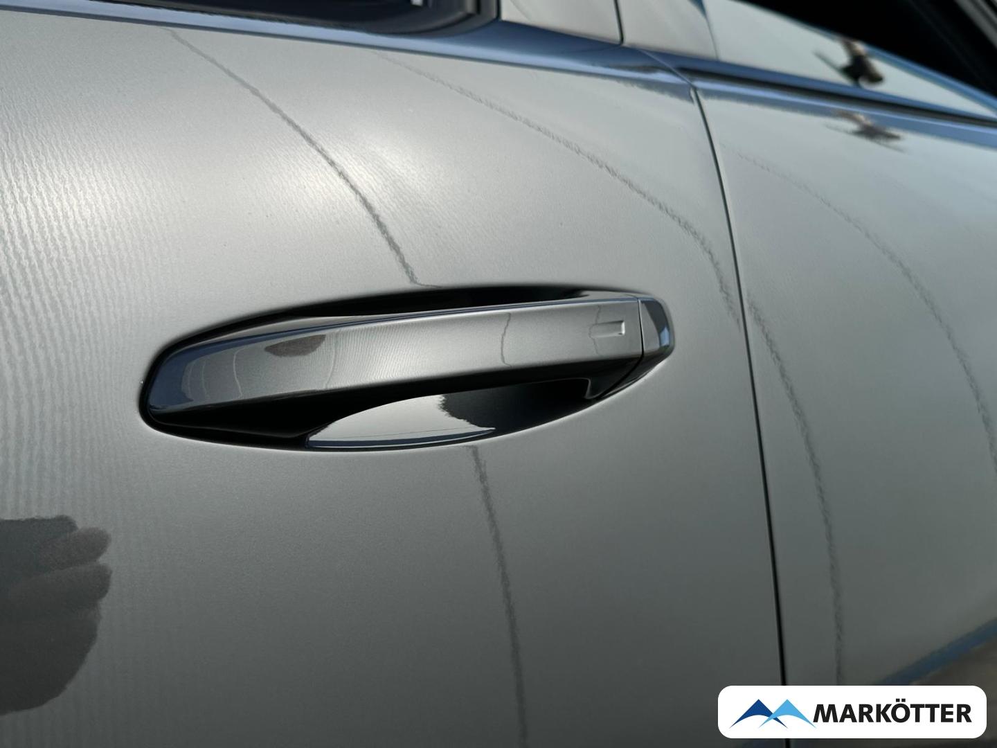 Peugeot 3008 GT Plug-In Hybrid 225 AHK/360°/Massage/Pano