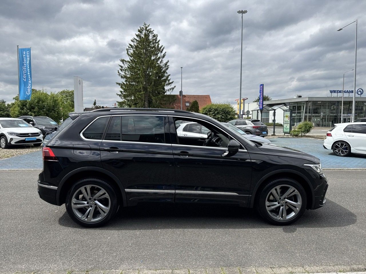 Volkswagen Tiguan 2.0 TDI 4M R-Line Matrix Stanmdhzg 360 foto 3