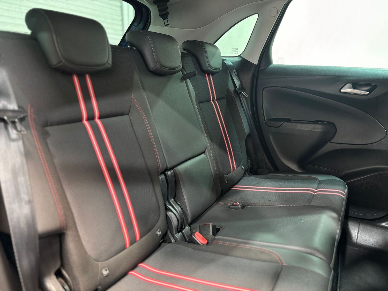 Fahrzeugabbildung Opel Crossland X GS Line#LED#Spur#Ambiente#Kamera