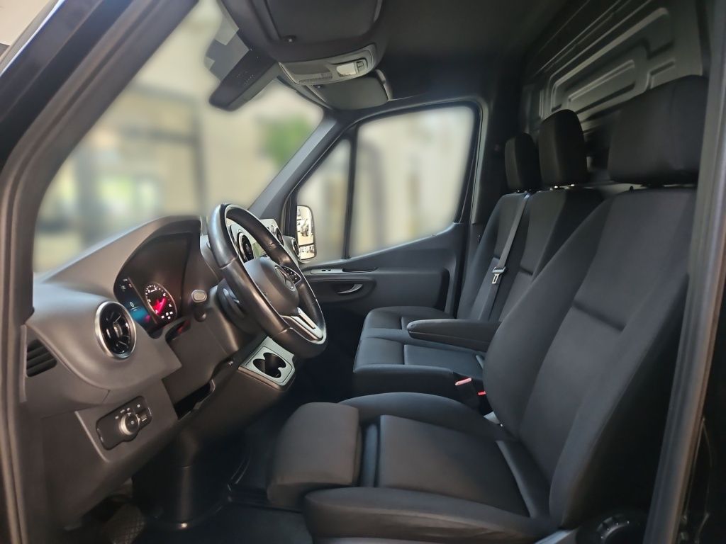 Fahrzeugabbildung Mercedes-Benz Sprinter 315 Kasten L3H2 10'' MBUX Standheizg LE