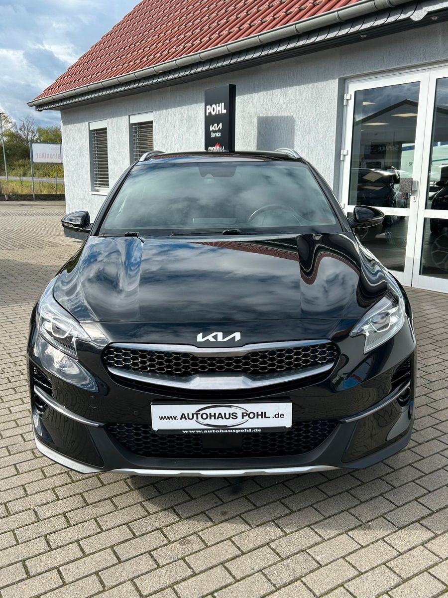 Fahrzeugabbildung Kia XCeed 1.6 T-GDI DCT Black Xdition XCL Glasdach