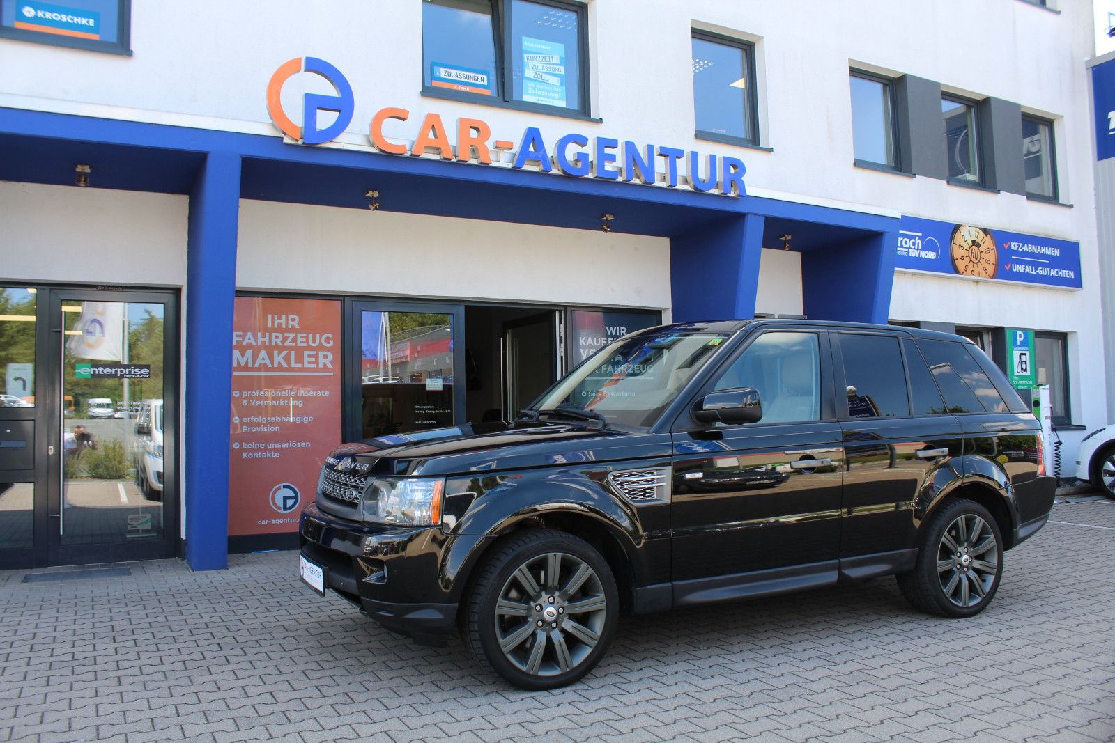 LAND ROVER RANGE ROVER SPORT - V6 TD HSE - 245 CV - ATTELAGE - HAYON ÉLECTRIQUE