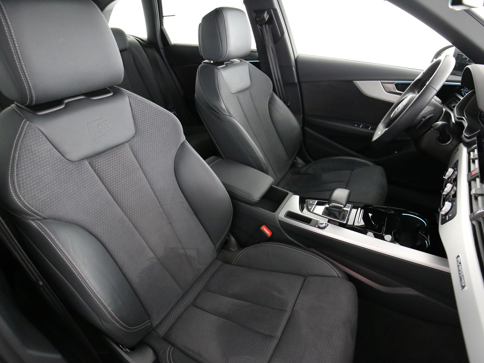 Audi A4 - Bild 14