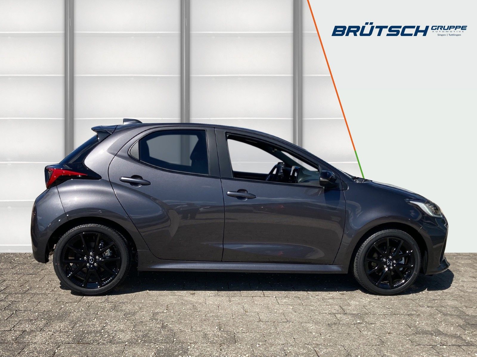 MAZDA 2 Hybrid 1.5L VVT-i 116PS HOMURA PLUS NAVI - Image 6
