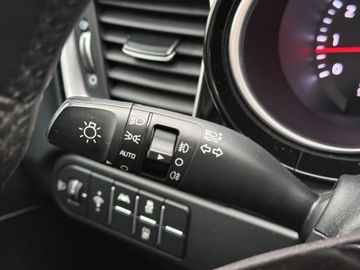 Kia Ceed SW 1.5T Klima Kamera SHZ LHZ