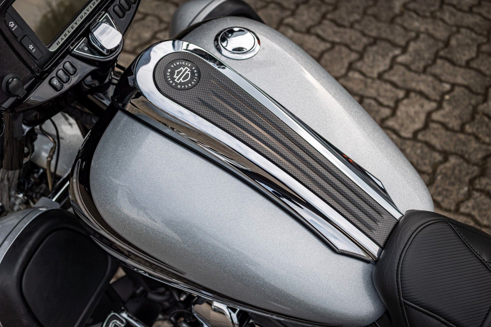 Fahrzeugabbildung Harley-Davidson CVO STREET GLIDE 110 FLHXSE - KESSTECH