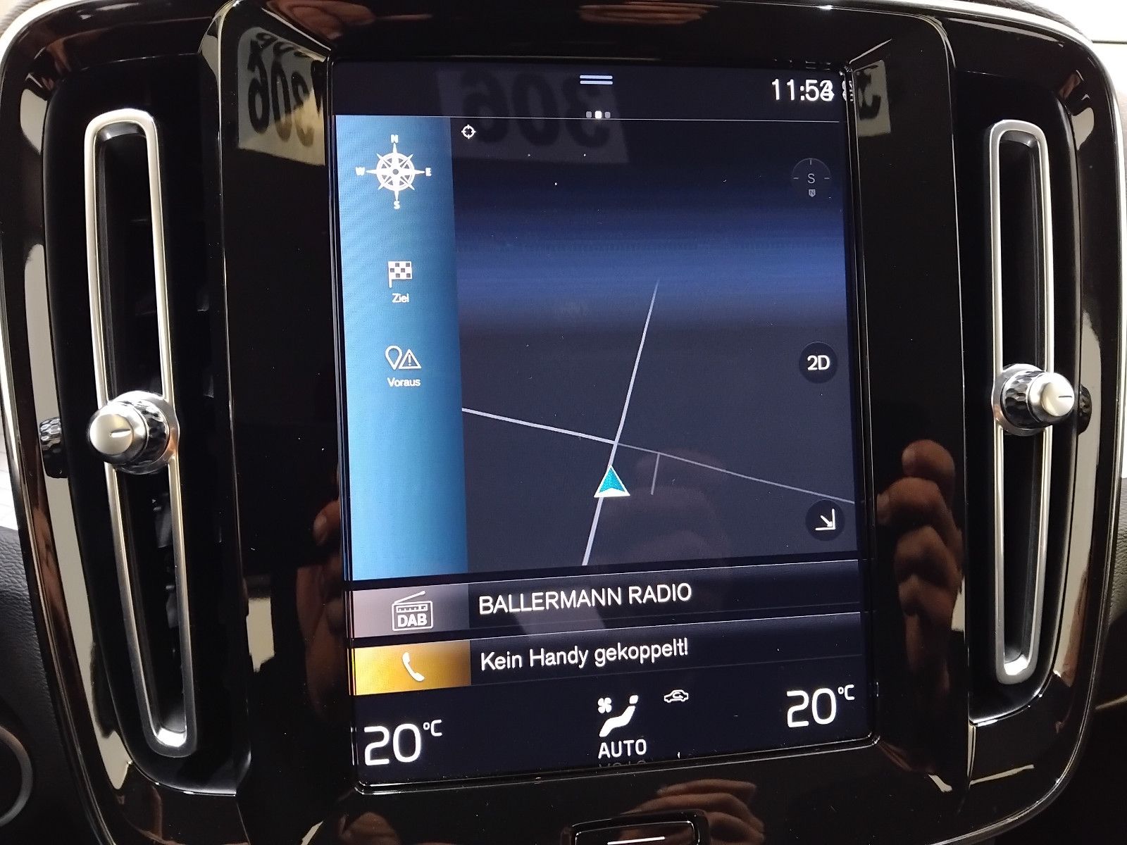Volvo XC 40 (10/2021, Benzin)